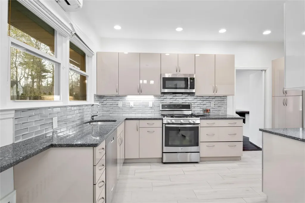 74 Carthage Road Scarsdale NY 10583
