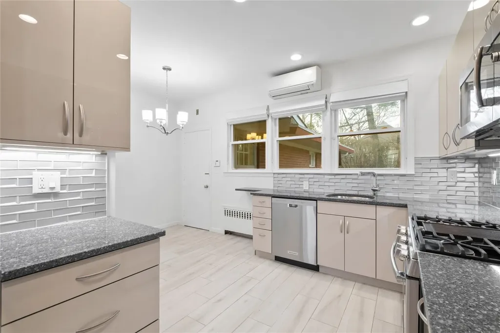 74 Carthage Road Scarsdale NY 10583