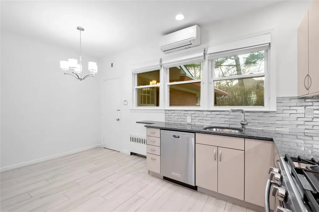 74 Carthage Road Scarsdale NY 10583