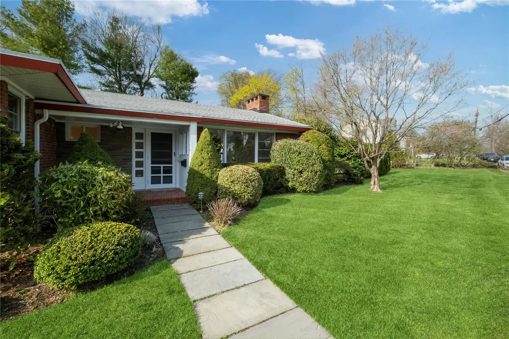74 Carthage Road Scarsdale NY 10583