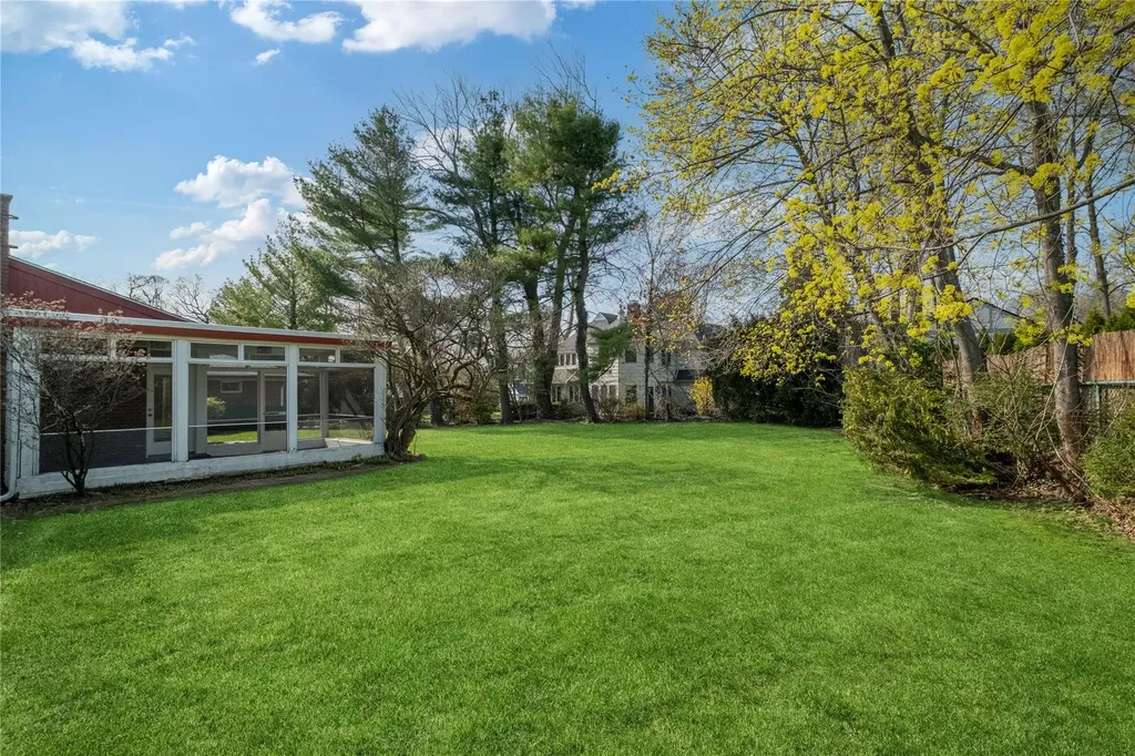 74 Carthage Road Scarsdale NY 10583