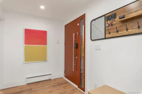 1166 Hastings Circle Baldwin Harbor NY 11510