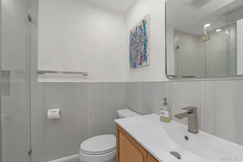 1166 Hastings Circle Baldwin Harbor NY 11510