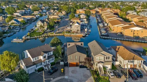 1166 Hastings Circle Baldwin Harbor NY 11510