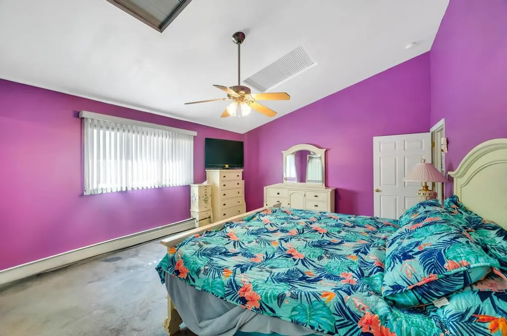 13 Center Lane Levittown NY 11756