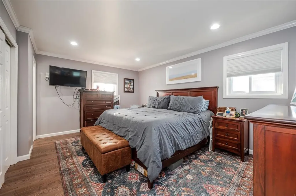 2721 Covered Bridge Road Merrick NY 11566