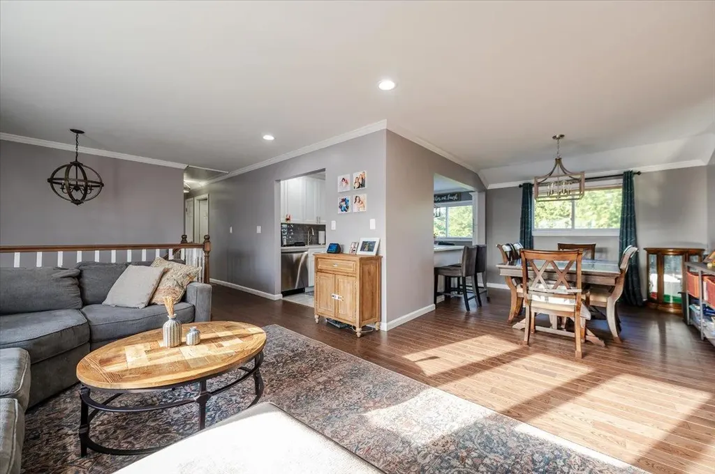 2721 Covered Bridge Road Merrick NY 11566