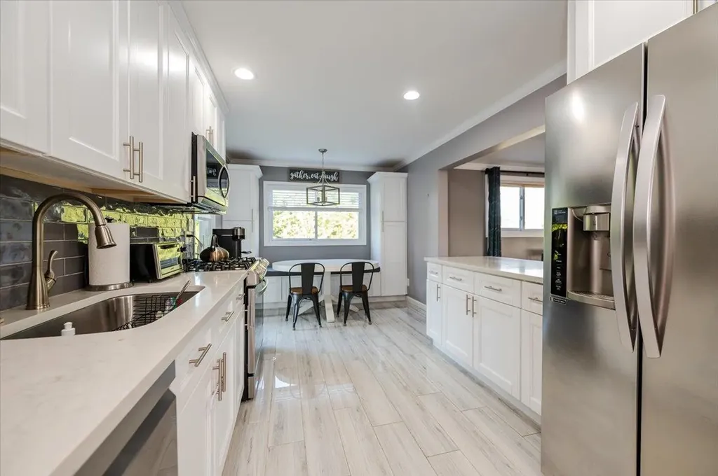 2721 Covered Bridge Road Merrick NY 11566