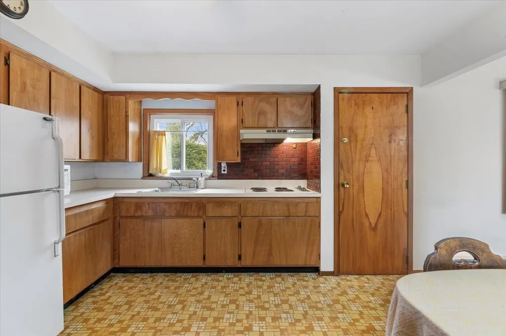 18 Troscher Lane Bethpage NY 11714