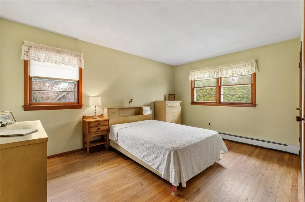 18 Troscher Lane Bethpage NY 11714