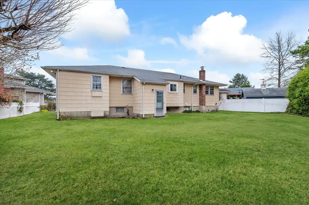 18 Troscher Lane Bethpage NY 11714