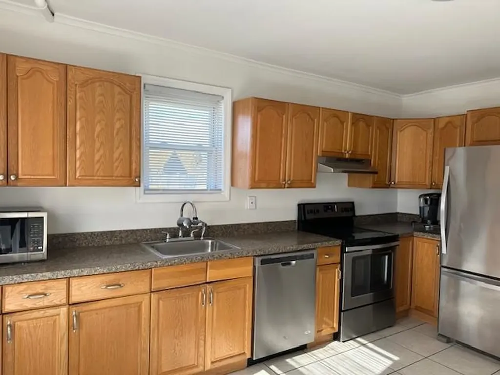 235 Evergreen Avenue Bethpage NY 11714