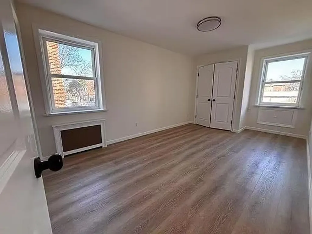 16515 65th Avenue Fresh Meadows NY 11365