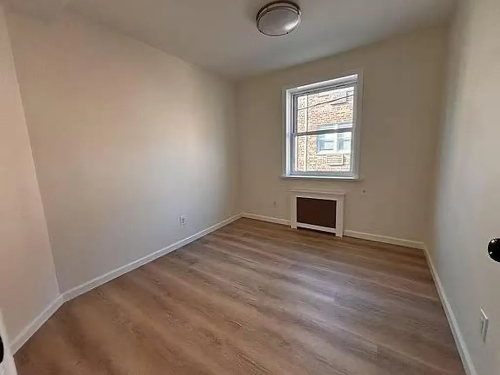 16515 65th Avenue Fresh Meadows NY 11365