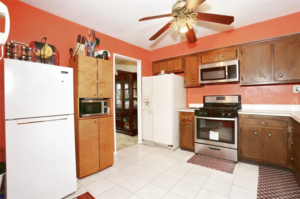 17 Phyllis Drive Pomona NY 10970