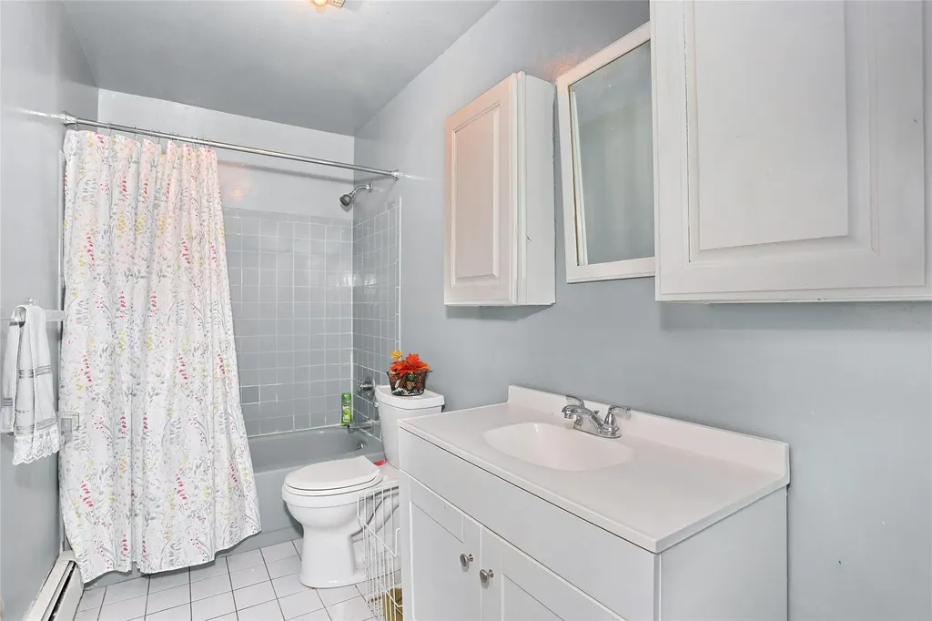 17 Phyllis Drive Pomona NY 10970