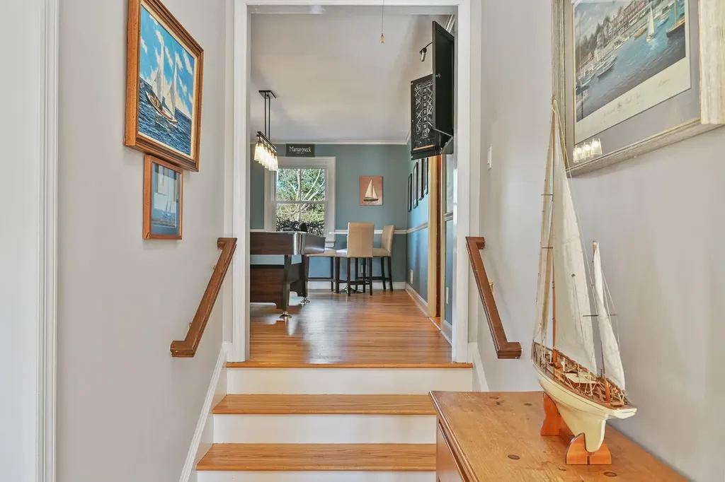 242 Melbourne Avenue Mamaroneck NY 10543