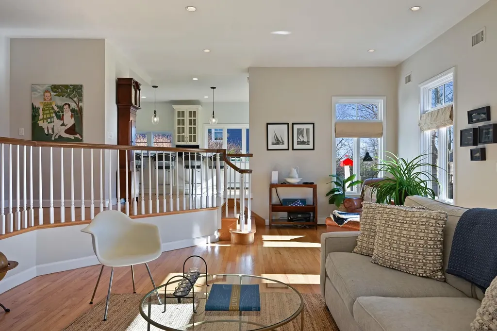242 Melbourne Avenue Mamaroneck NY 10543