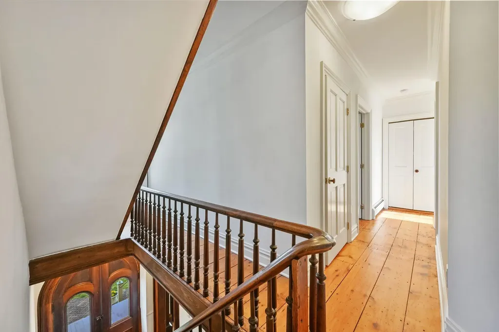 242 Melbourne Avenue Mamaroneck NY 10543