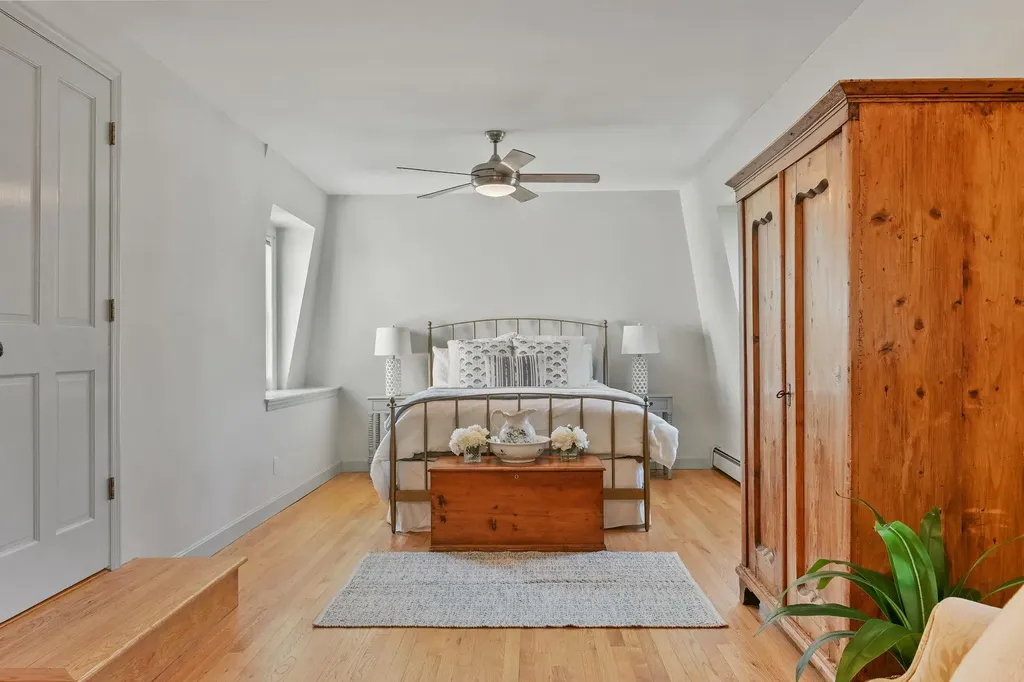 242 Melbourne Avenue Mamaroneck NY 10543