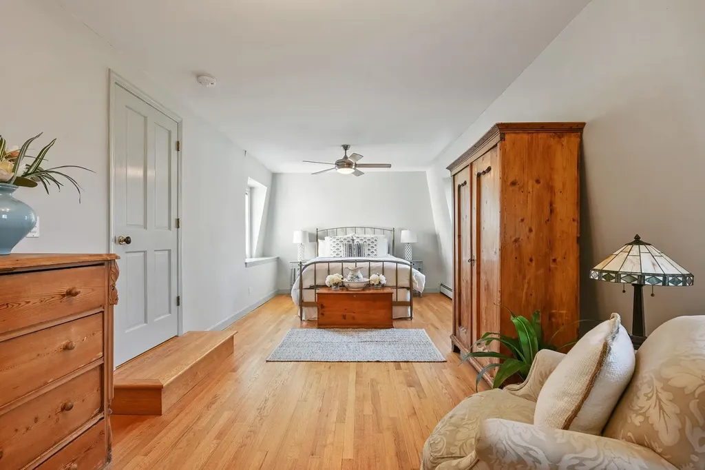 242 Melbourne Avenue Mamaroneck NY 10543