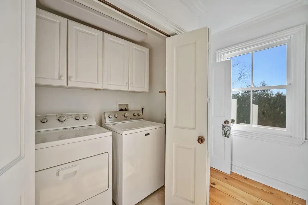 242 Melbourne Avenue Mamaroneck NY 10543