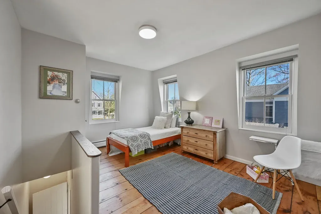 242 Melbourne Avenue Mamaroneck NY 10543