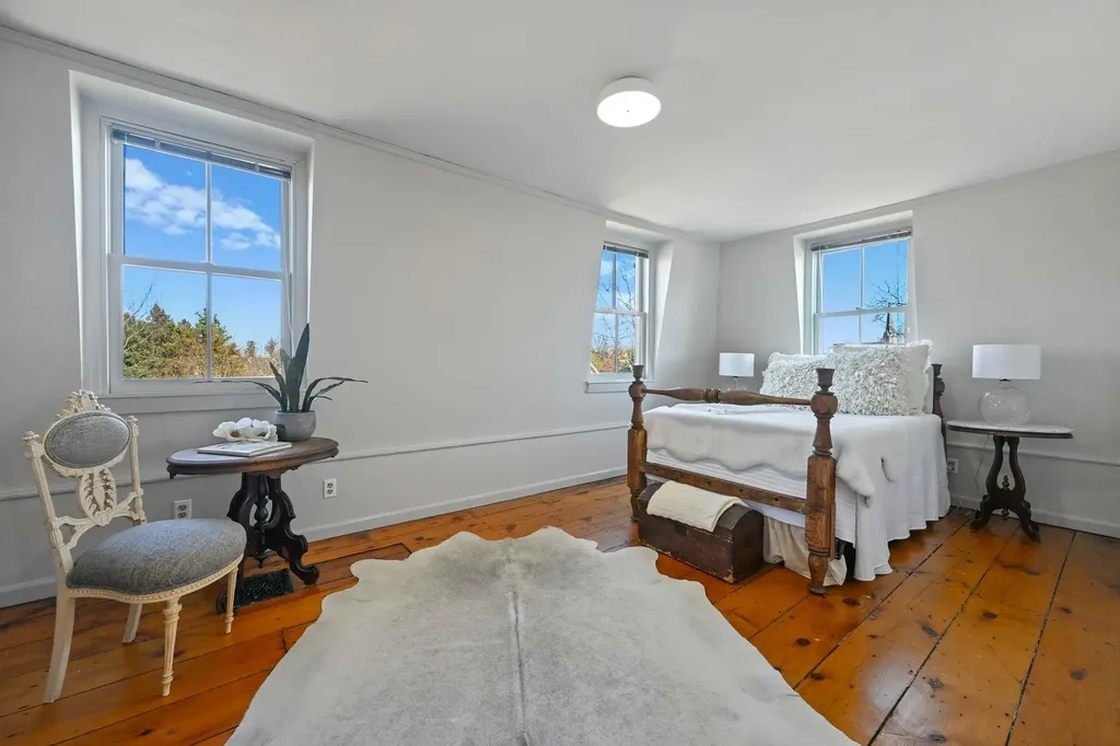 242 Melbourne Avenue Mamaroneck NY 10543