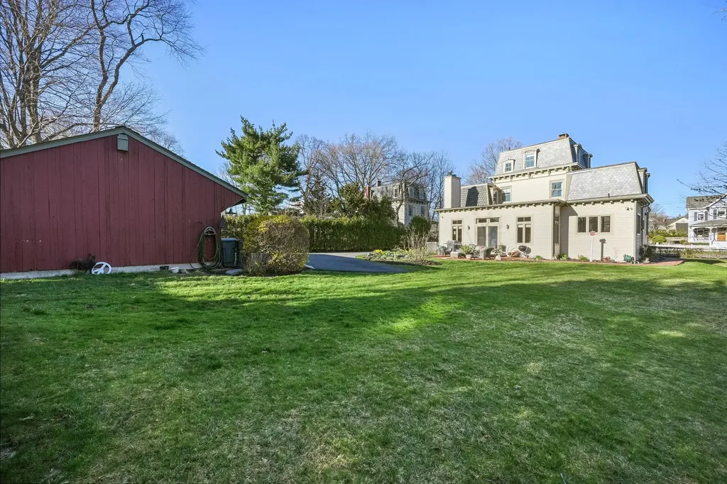 242 Melbourne Avenue Mamaroneck NY 10543