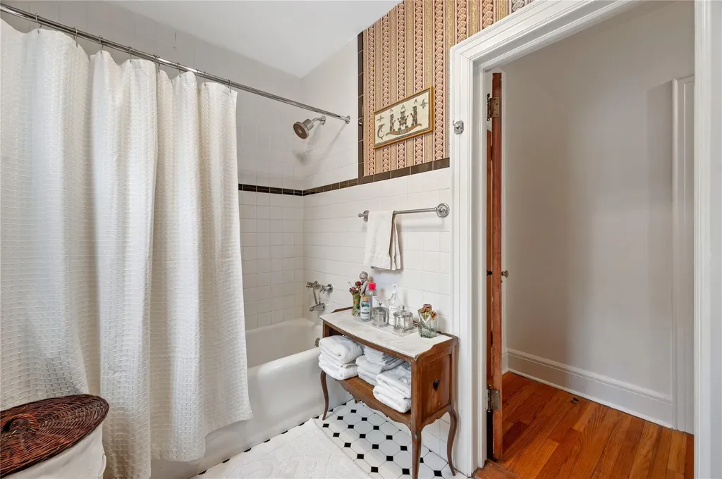 320 Bellevue Avenue Yonkers NY 10703