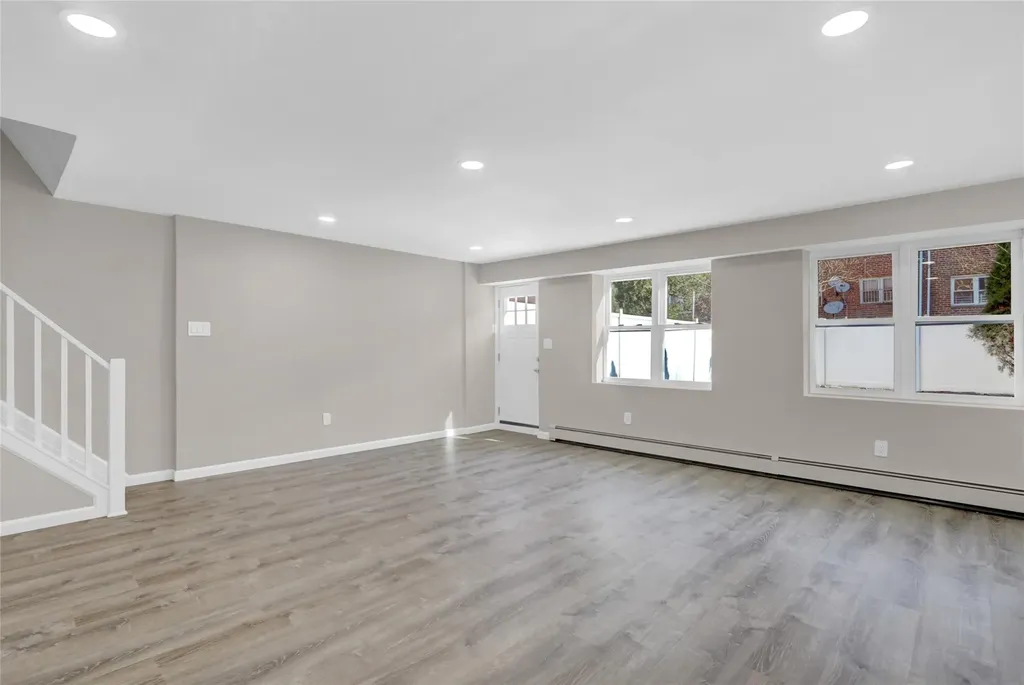 655 E 85th Street Brooklyn NY 11236