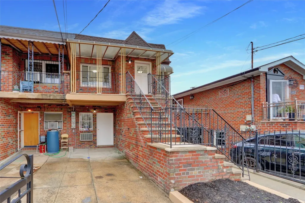 655 E 85th Street Brooklyn NY 11236