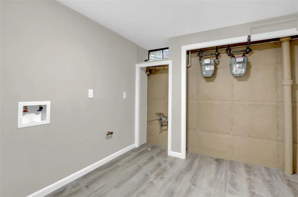 655 E 85th Street Brooklyn NY 11236