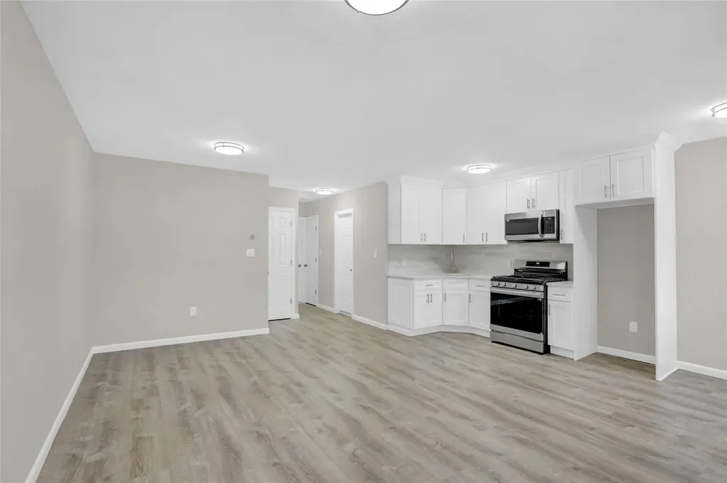 655 E 85th Street Brooklyn NY 11236
