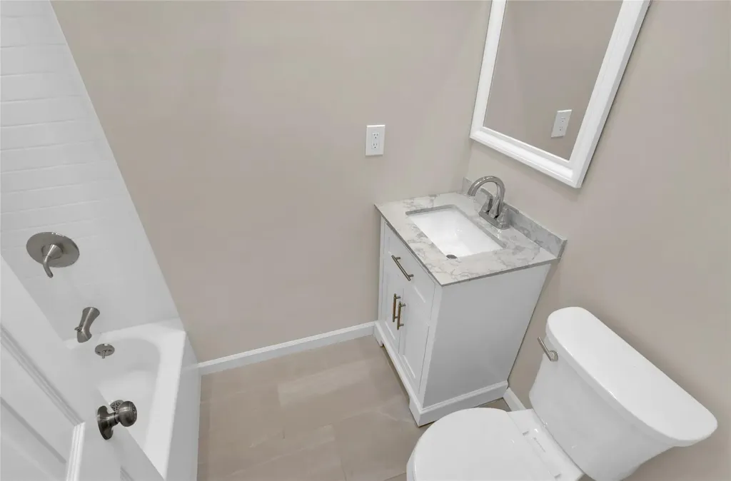 655 E 85th Street Brooklyn NY 11236