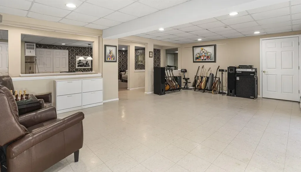 8 Wedge Way Suffern NY 10901