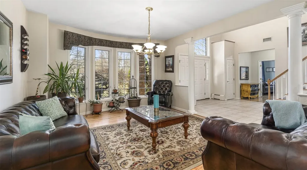 8 Wedge Way Suffern NY 10901