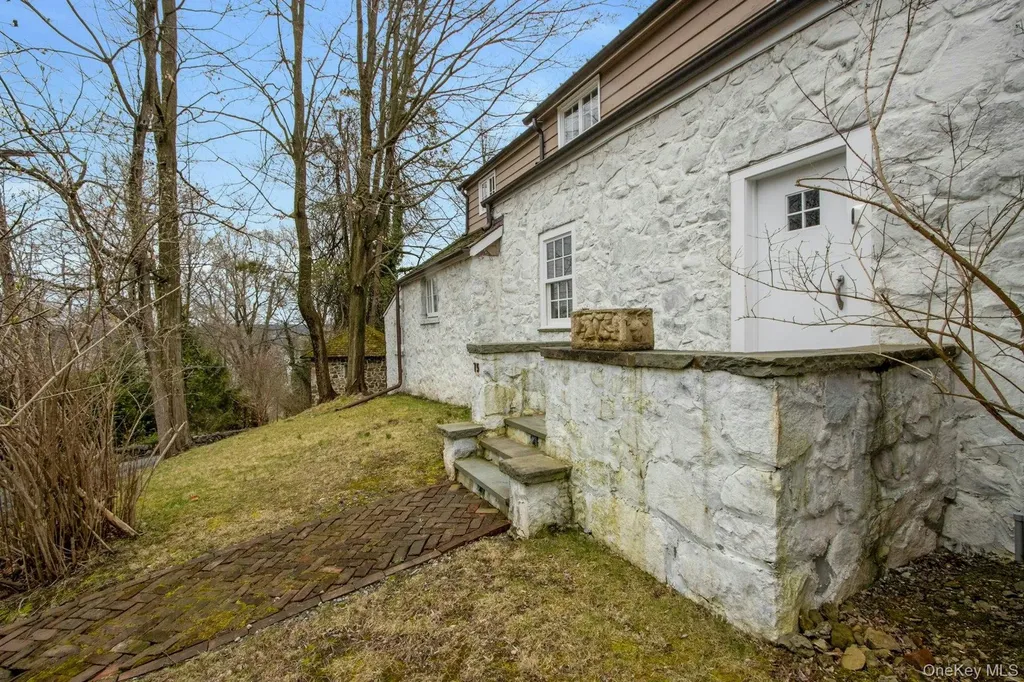75 Washington Spring Road Palisades NY 10964