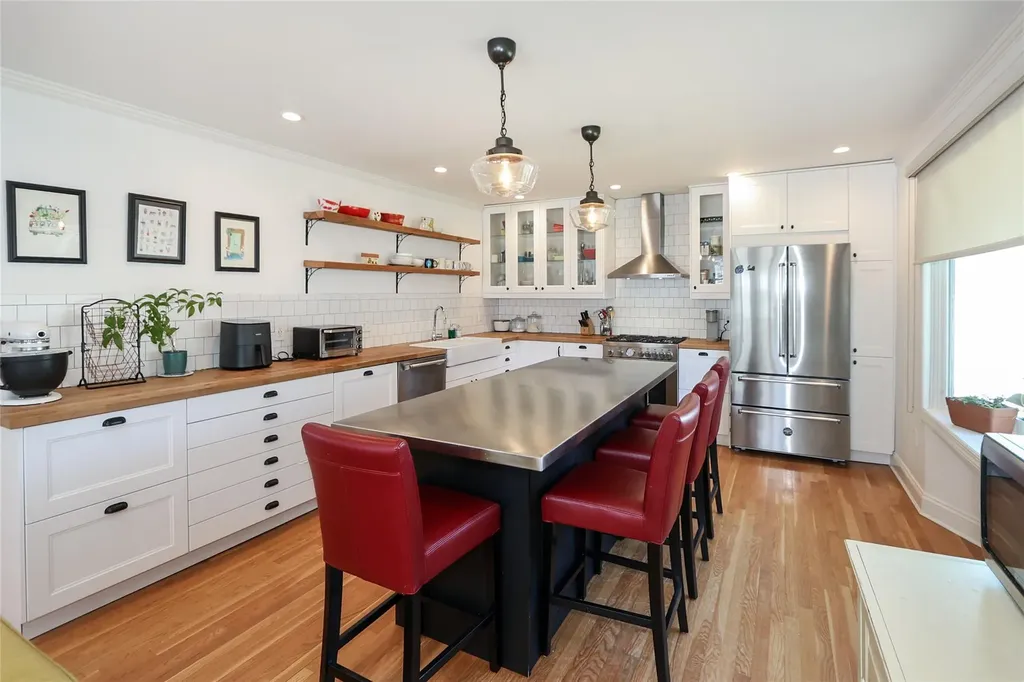 1 Underhill Avenue Syosset NY 11791