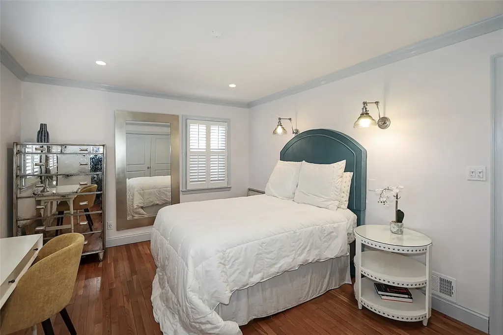 1 Underhill Avenue Syosset NY 11791