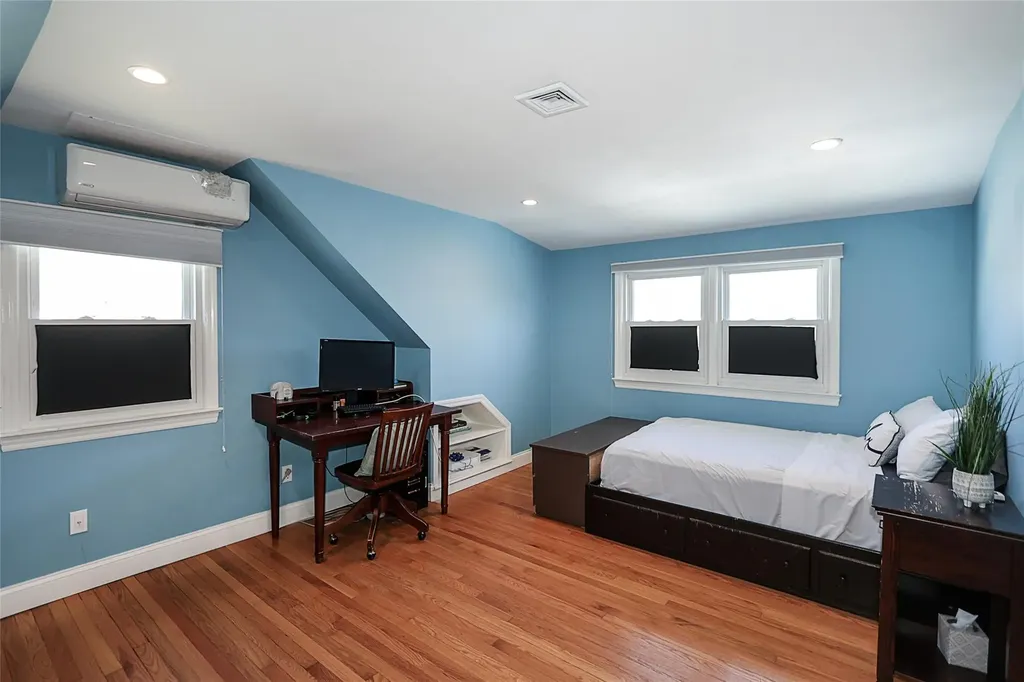 1 Underhill Avenue Syosset NY 11791