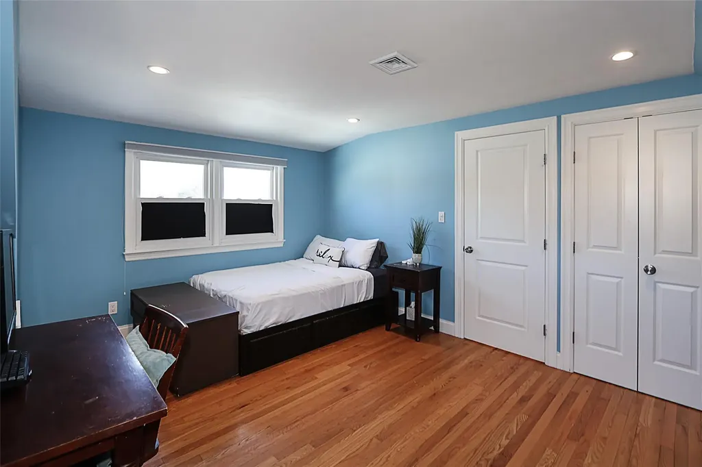 1 Underhill Avenue Syosset NY 11791