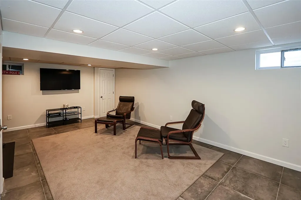 1 Underhill Avenue Syosset NY 11791