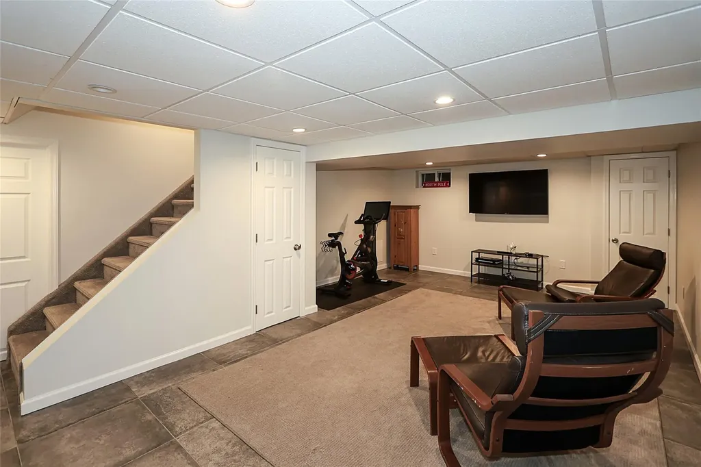 1 Underhill Avenue Syosset NY 11791