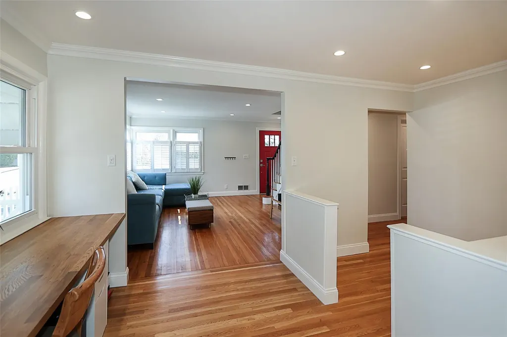 1 Underhill Avenue Syosset NY 11791