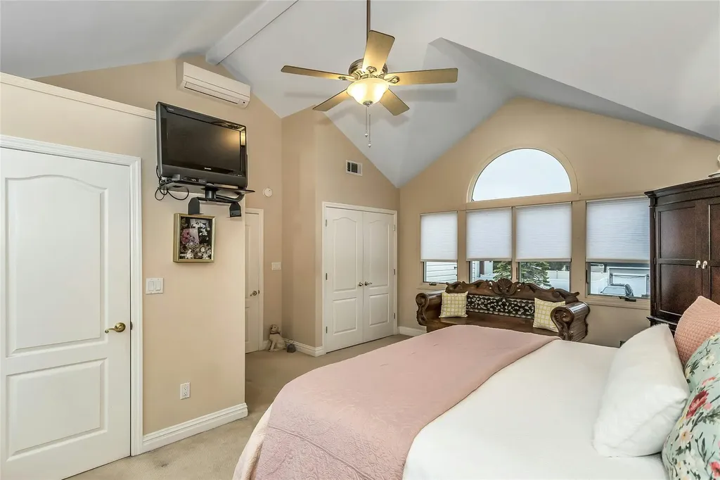 12 Ceil Place Bethpage NY 11714