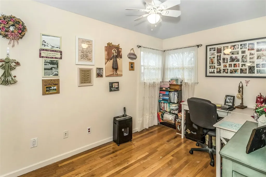 12 Ceil Place Bethpage NY 11714