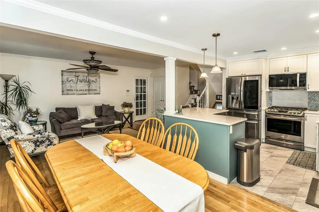 12 Ceil Place Bethpage NY 11714