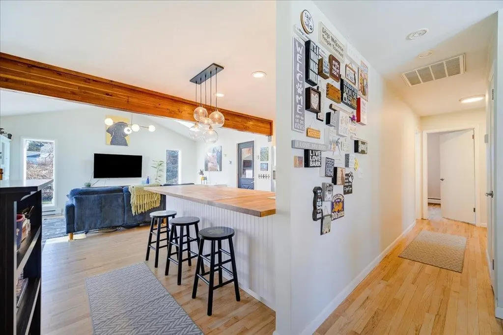 18 Verplanck Avenue Beacon NY 12508