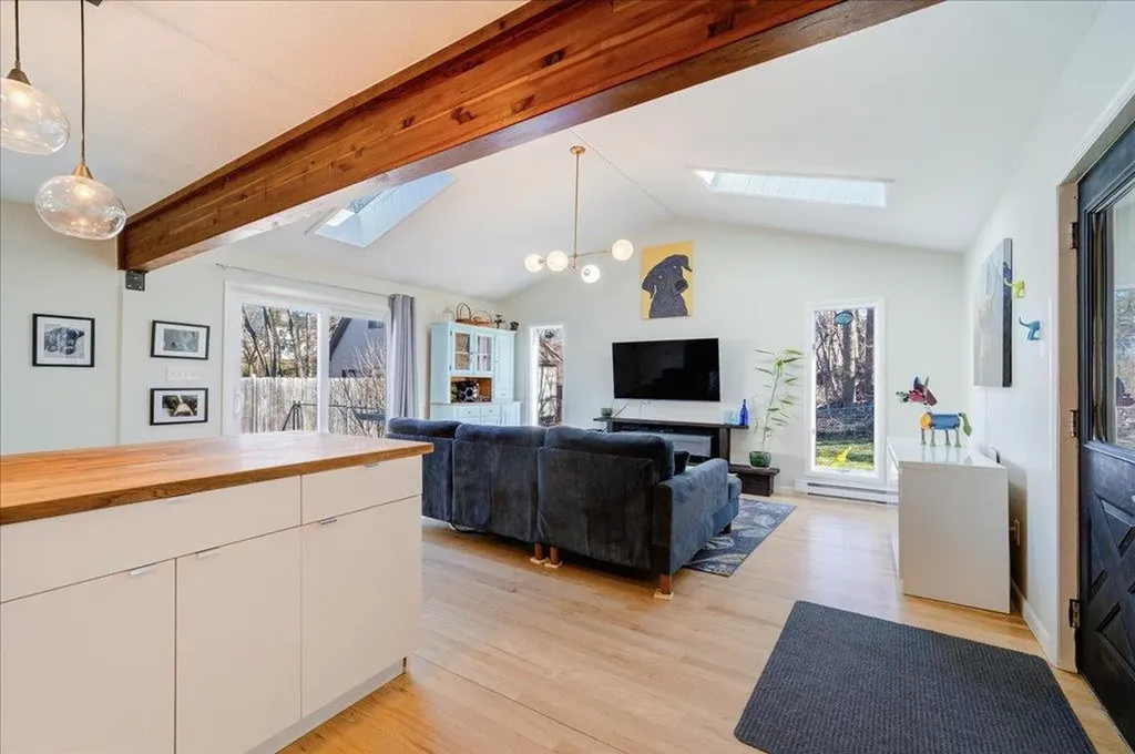 18 Verplanck Avenue Beacon NY 12508